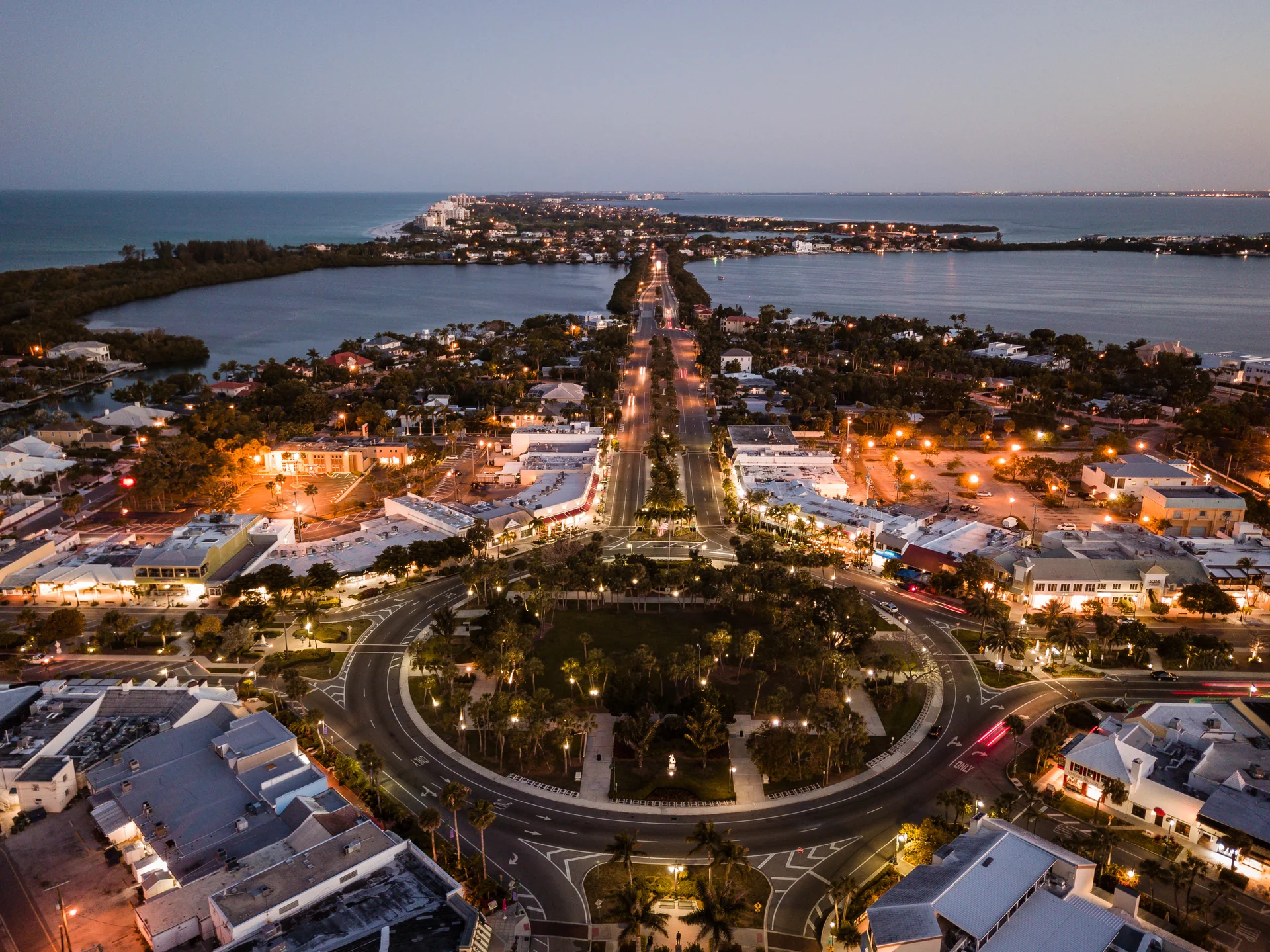 Luxury waterfront homes and properties in Lido Key, Florida - Casa Novay Design service area